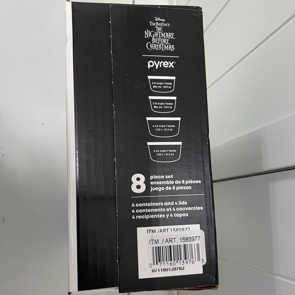 Disney The Nightmare Before Christmas Pyrex 8 Piece Set - Picture 6 of 6